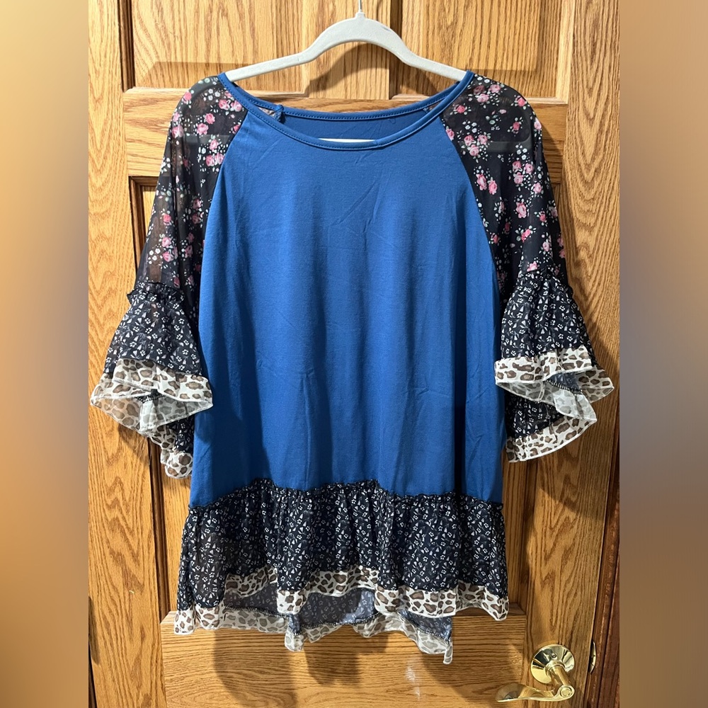 Floral and Leopard Print Blue Women's Top